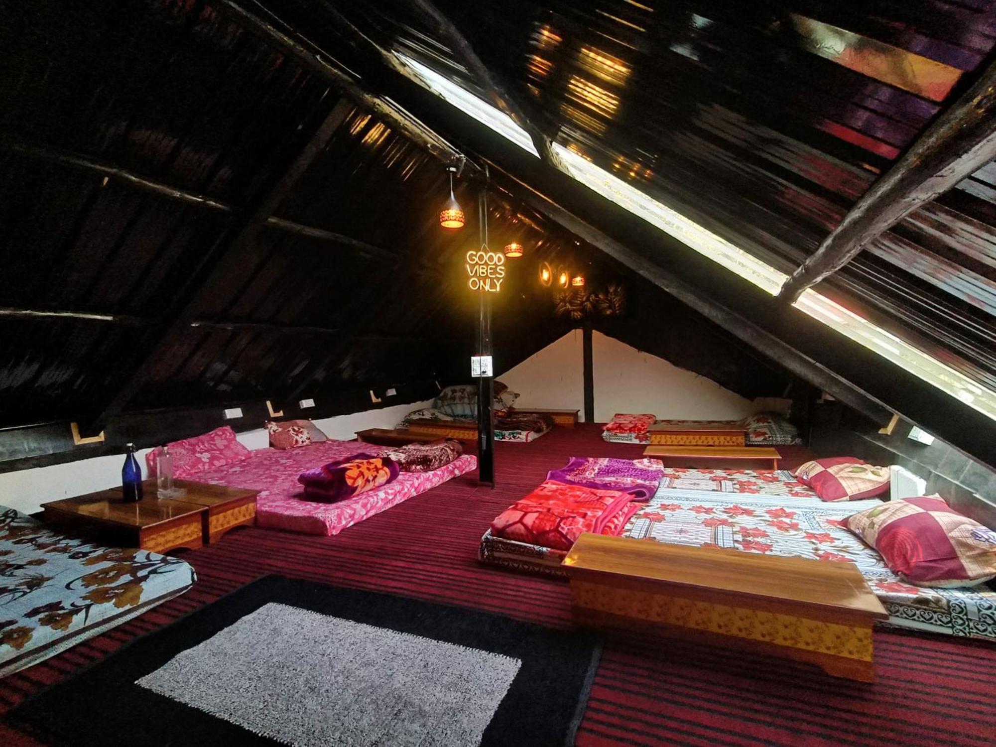 Stoner'S Delight Hostel Kullu Luaran gambar