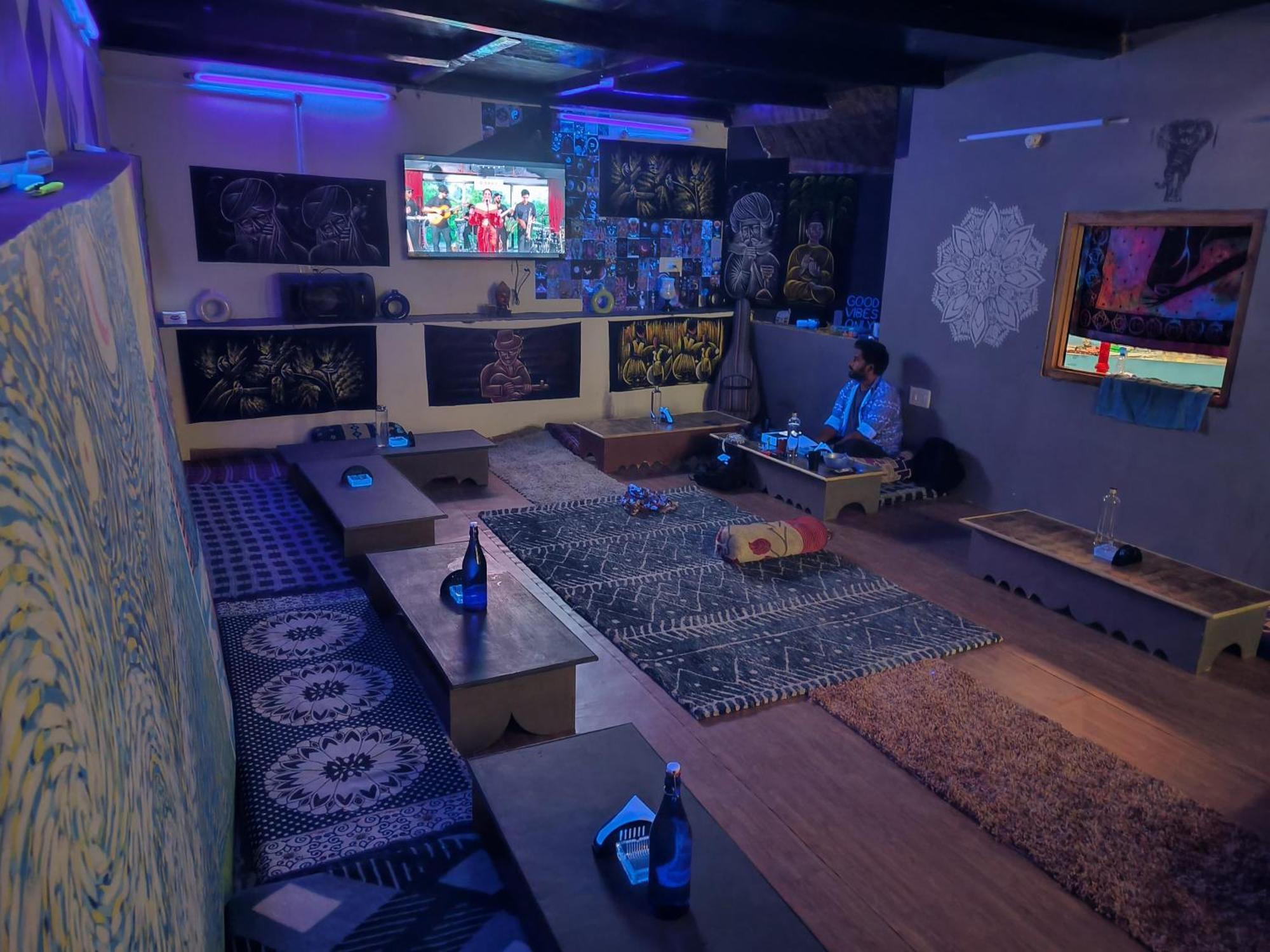 Stoner'S Delight Hostel Kullu Luaran gambar