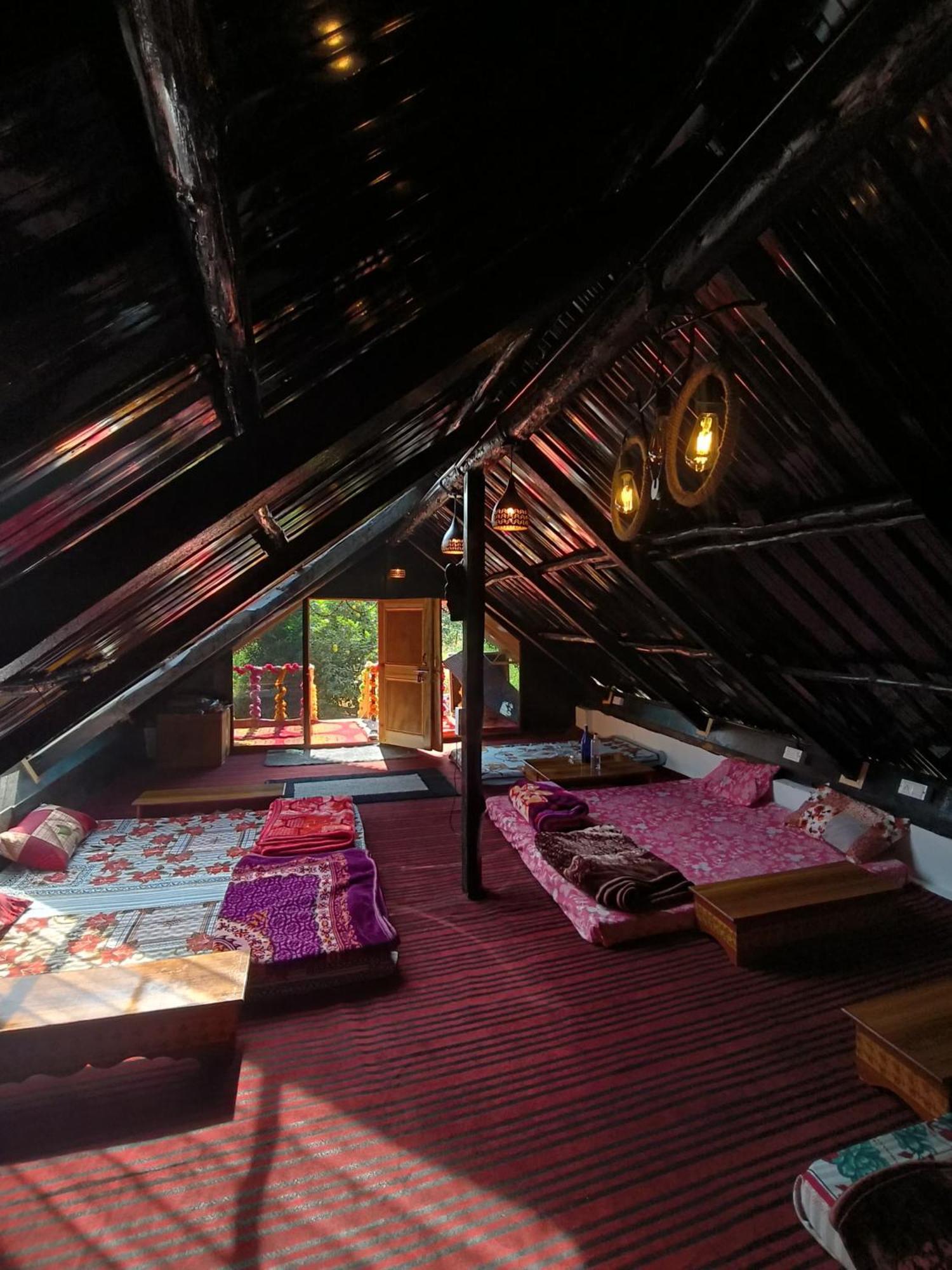 Stoner'S Delight Hostel Kullu Luaran gambar