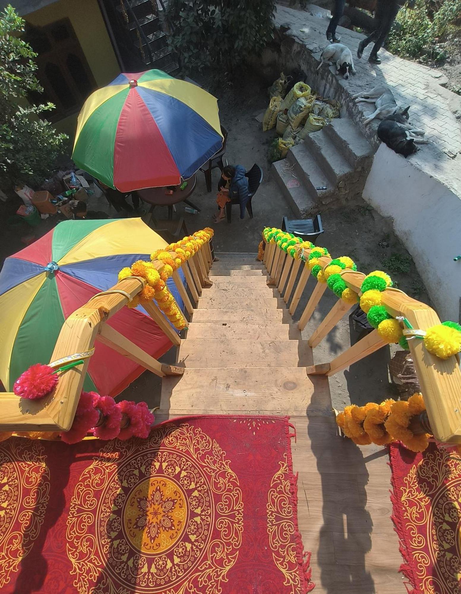 Stoner'S Delight Hostel Kullu Luaran gambar